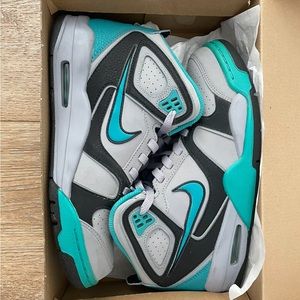 Nike Air Flight Men’s size 9